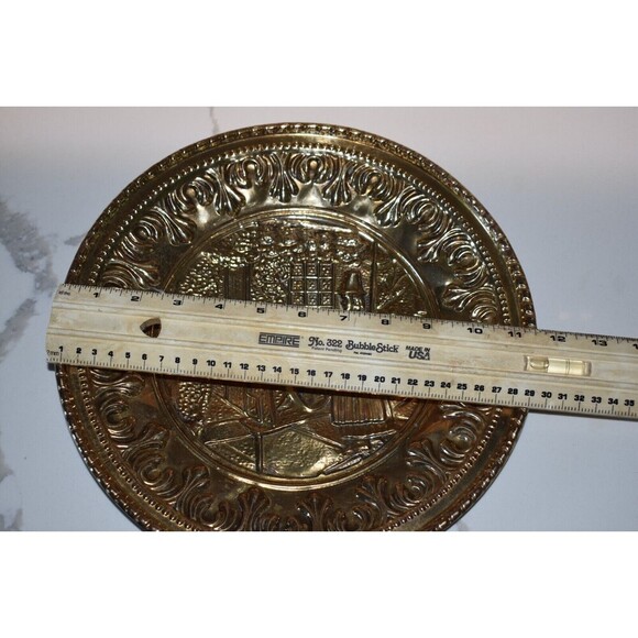 Vintage 11.5" Brass Decorative Plate English Spinning Wheel Home Decor Gift - Picture 4 of 4